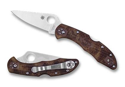 The Delica  4 FRN Zome Desert Camo Exclusive Knife shown opened and closed.