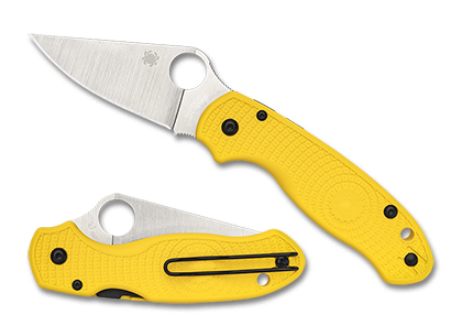 The Para  3 Lightweight Salt CPM MagnaCut  Knife shown opened and closed.