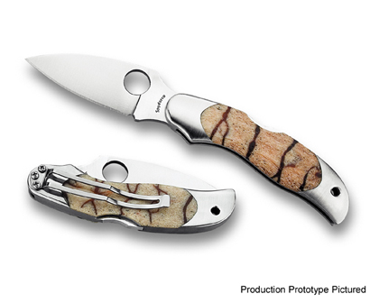 The Kopa  Tiger Coral Knife shown opened and closed.