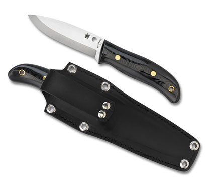 The Bushcraft G-10 Black Knife shown opened and closed.