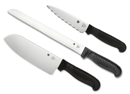 The Kitchen Classics Set Knife shown opened and closed.