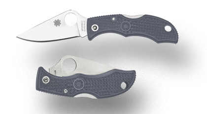 The Ladybug  3 Super Blue Sprint Run  Knife shown opened and closed.