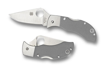 The Manbug  G-10 Gray Knife shown opened and closed.