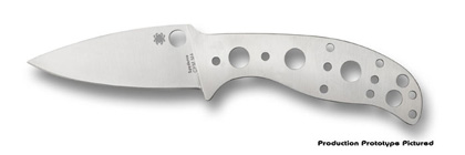 The Mule Team  06  CPM S35VN  Knife shown opened and closed.
